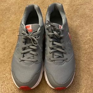 Nike Downshifter Sneakers Size 10 Color Gray White Pink